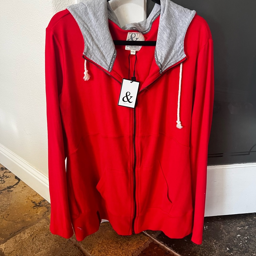 Besuyigul brand new Red USA Ampersand sweatshirt.